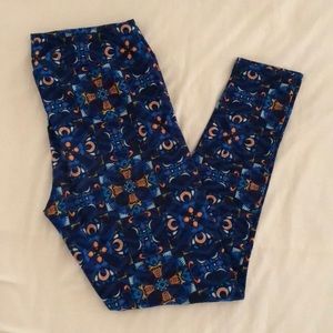 LuLaRoe Tall and Curvy Blue Leggings